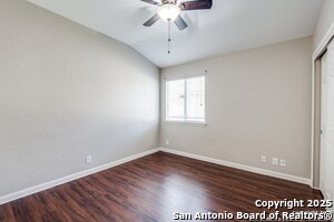 Building Photo - 736 Guna Dr