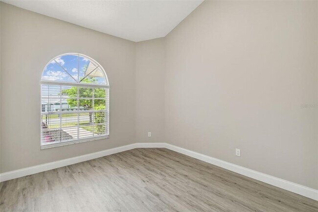 Building Photo - 1317 Ravida Woods Dr