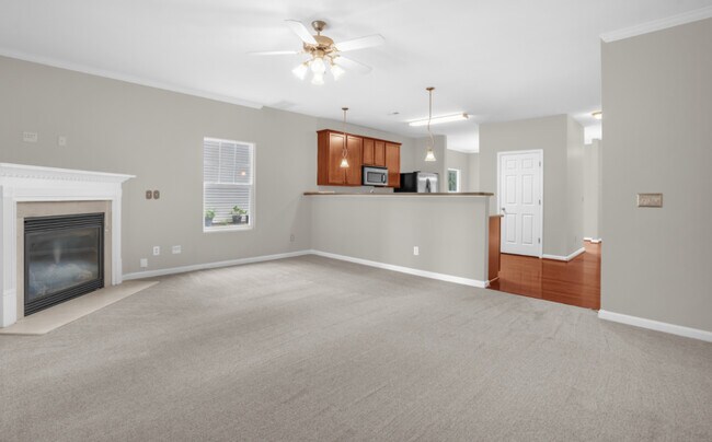 Building Photo - 202 Tallula Ln