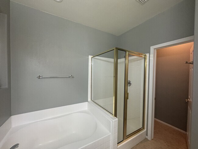 Building Photo - 9256 Blue Flax Pl