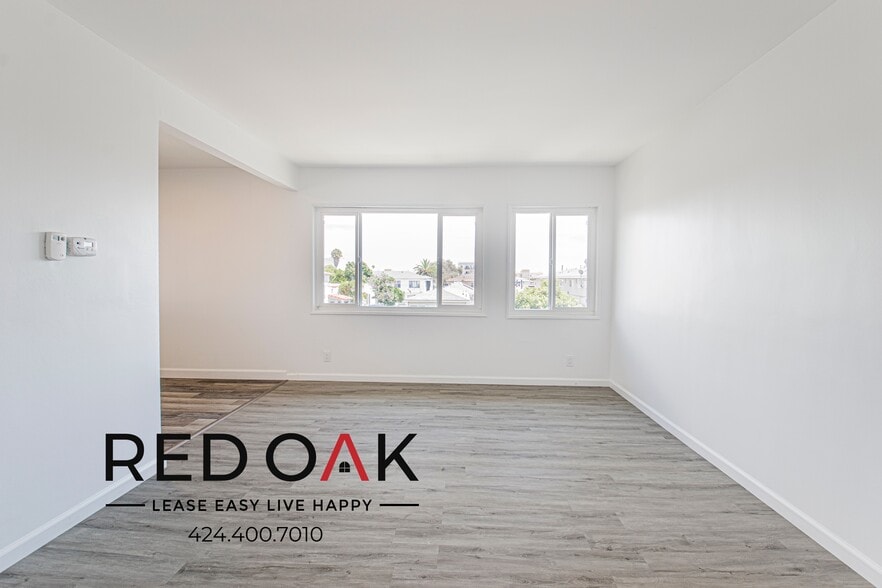Building Photo - 6109 Brynhurst Ave