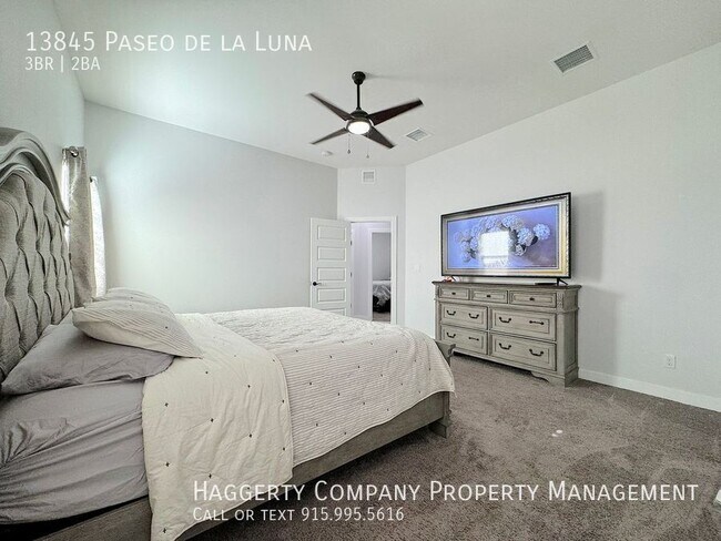 Building Photo - 13845 Paseo de Ln