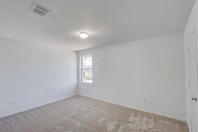 Building Photo - 5 Bedroom, 2.5 baths 2 story home in Wylie, TX