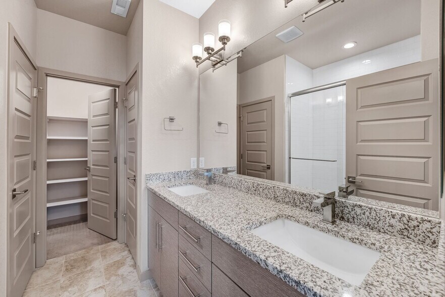 Building Photo - 6388 Nelson Ct