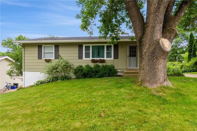 Building Photo - Beautiful Marion Home for Rent! Available April 1st!