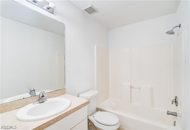 Building Photo - 2705 Matena Ave S