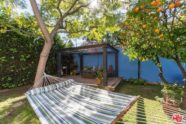 Building Photo - 1505 Occidental Blvd