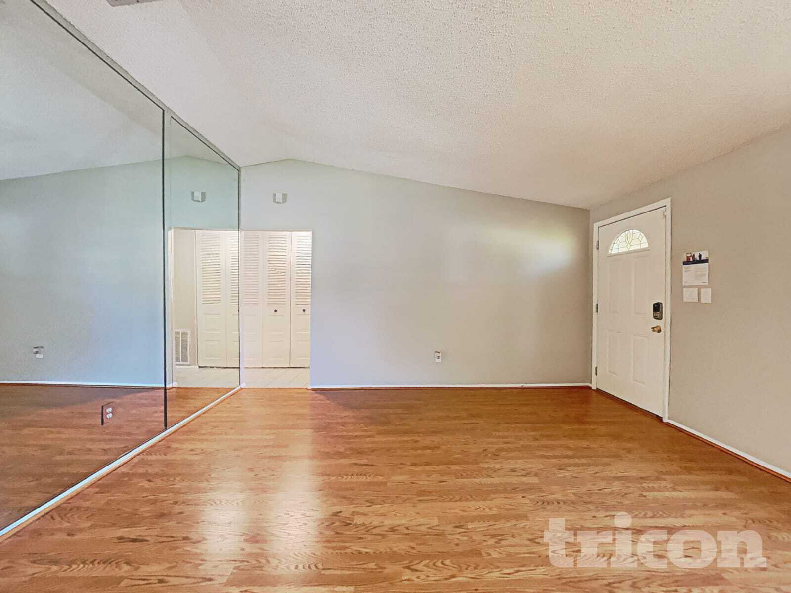 Building Photo - 8108 Chickasaw Ln