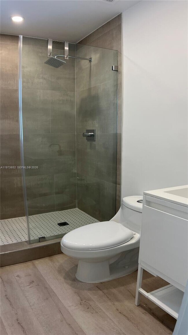 Building Photo - 2800 SW 25th St