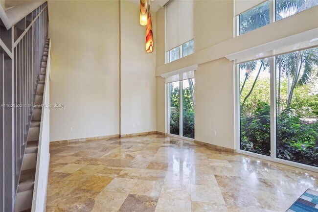 Building Photo - 1745 E Hallandale Beach Blvd