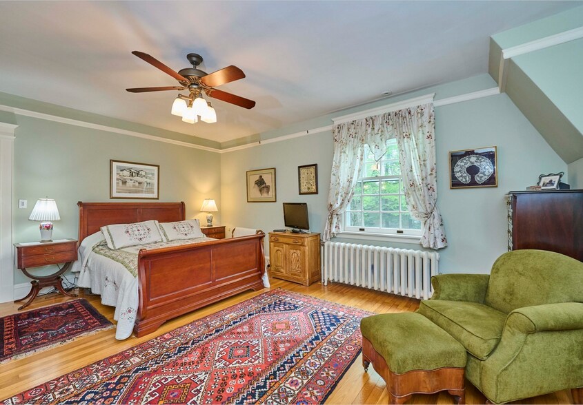 Building Photo - 30 Cheswick Rd