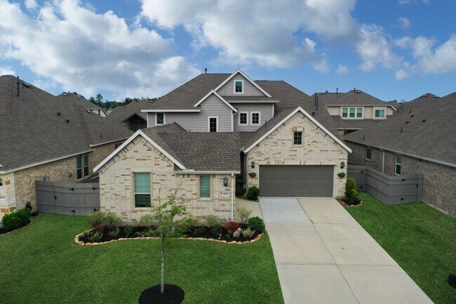 Building Photo - 18323 Tiger Flowers Dr