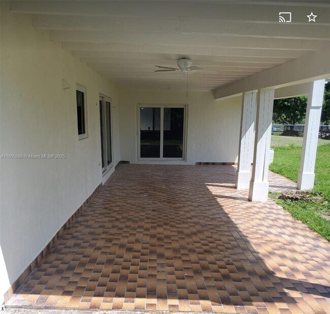 Building Photo - 13254 SW 13th St