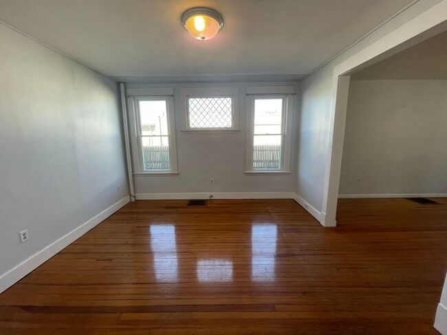 Building Photo - 26 Livingston Ave