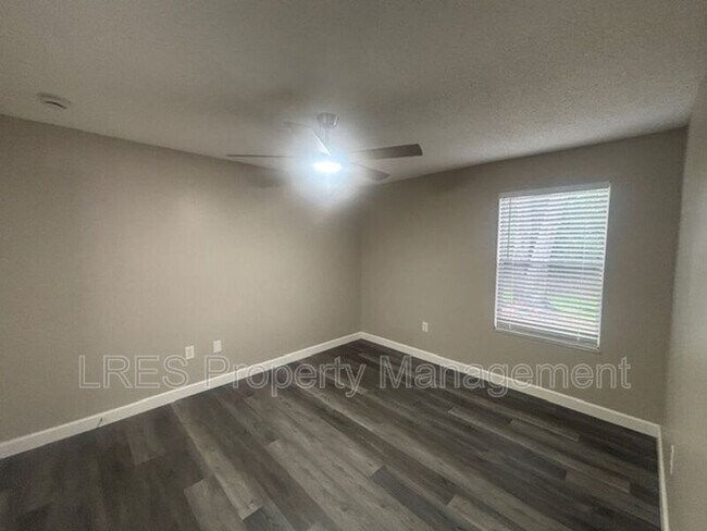 Building Photo - 958 Salt Pond Pl