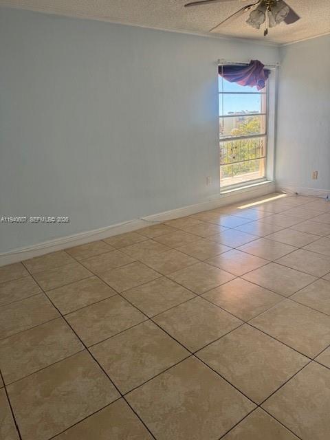 Building Photo - 1810 W 56th St