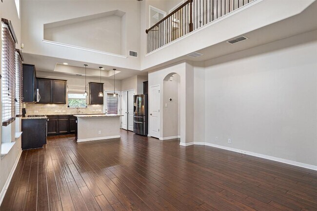 Building Photo - 7337 Menchaca Rd