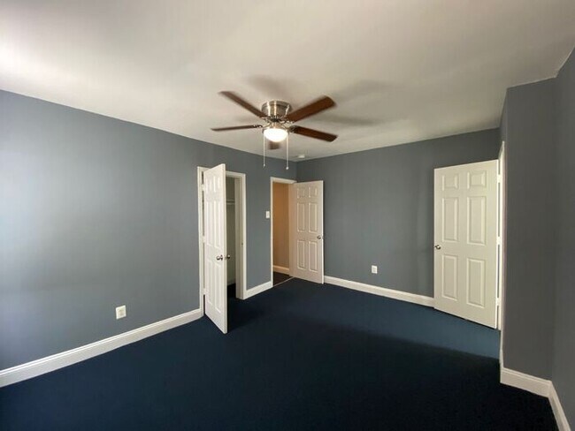 Building Photo - 3 Bedroom Semidetached home