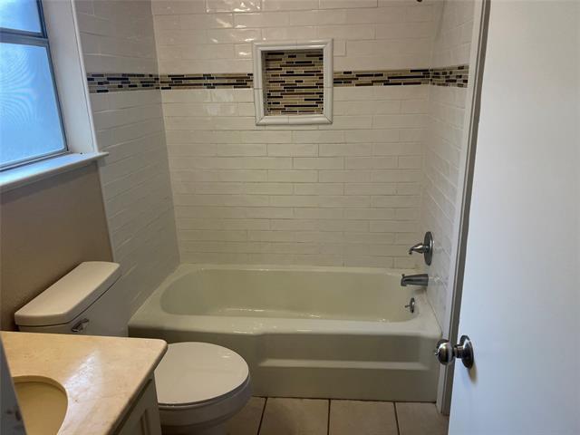 Building Photo - 4227 Altamesa Blvd