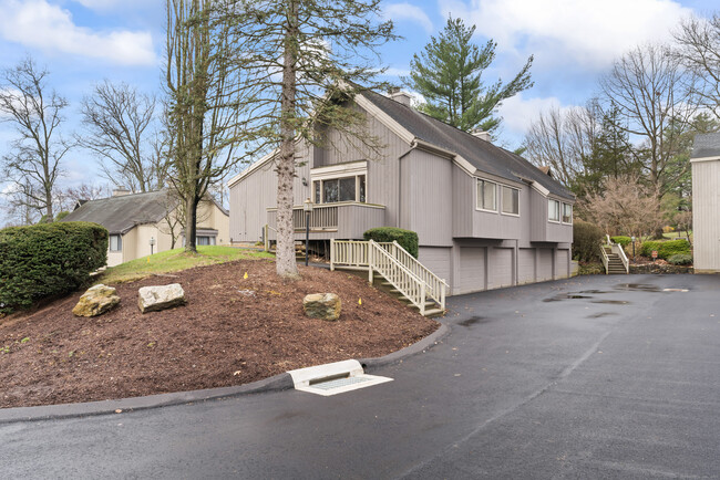 Building Photo - 36 Algonquin Ln