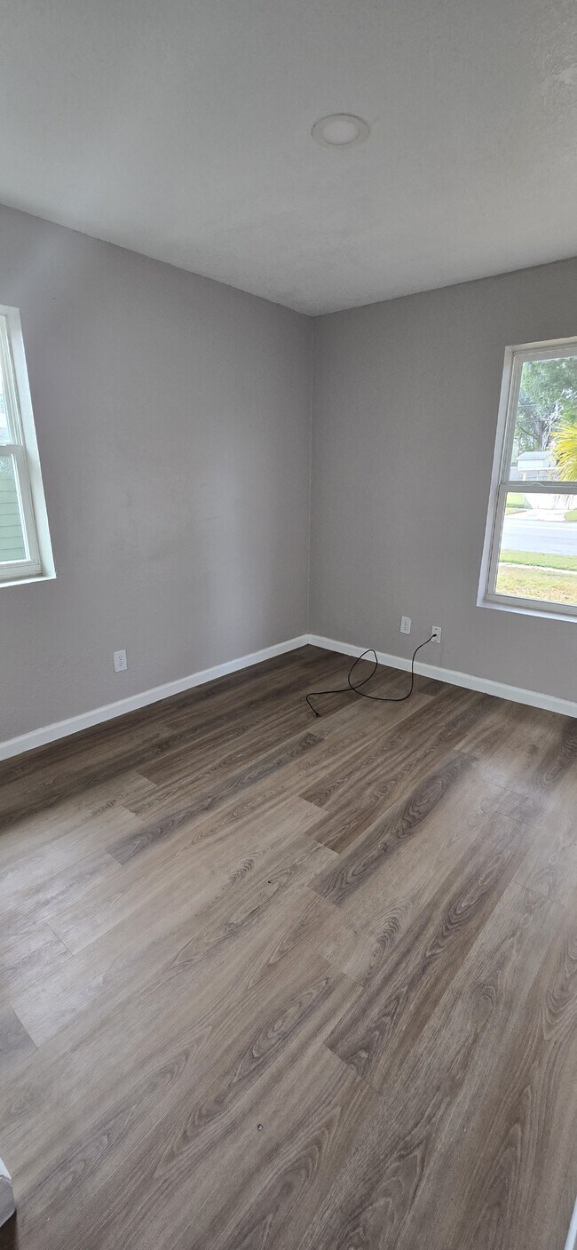 Building Photo - 2133 Hugh Edwards Dr