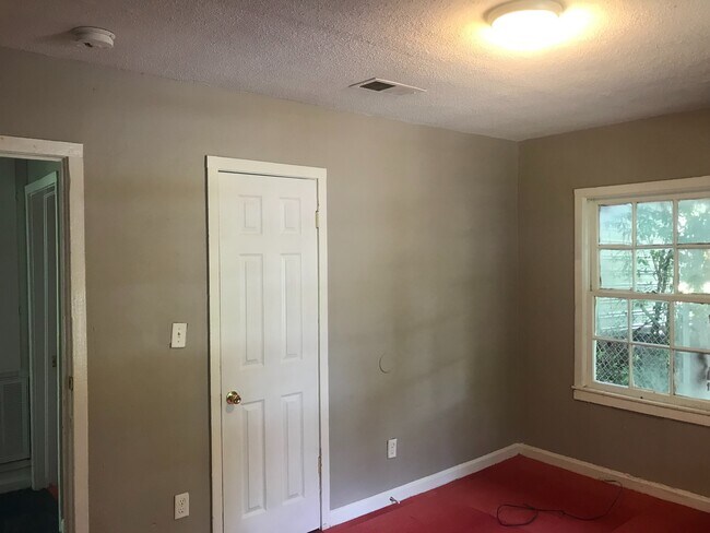 Building Photo - ***4 Bedroom / 2 Bathroom Home for Rent in Columbus, GA