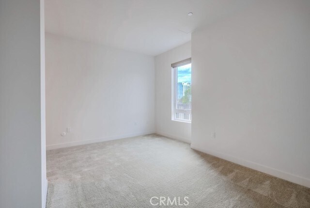 Building Photo - 3214 Rivington