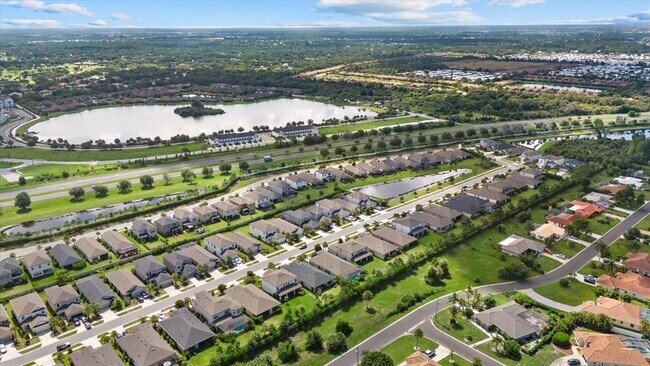 Building Photo - 15360 Isla Palma Ln