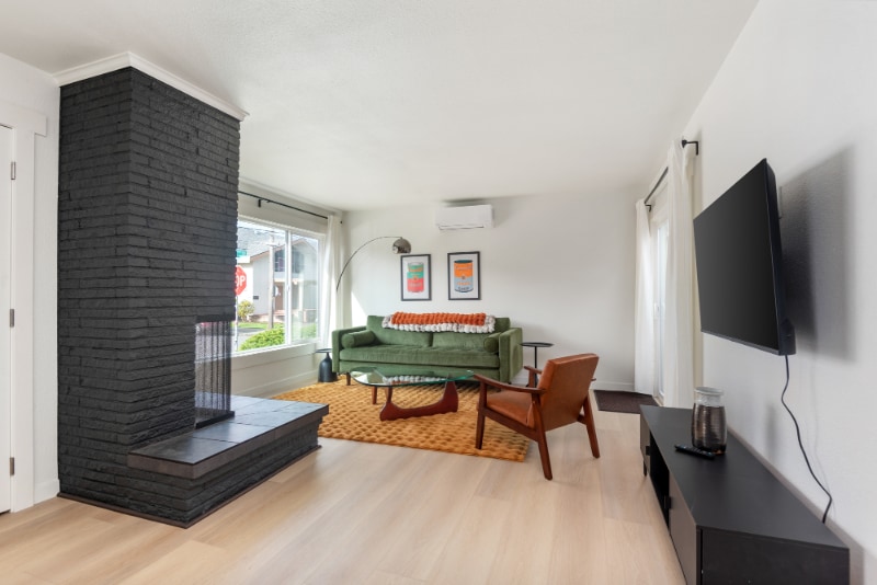 Building Photo - 5134 NE 22nd Ave