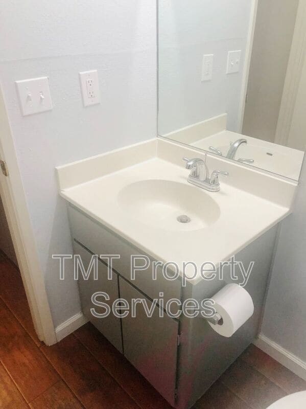 Building Photo - 169 Pierpoint Cir