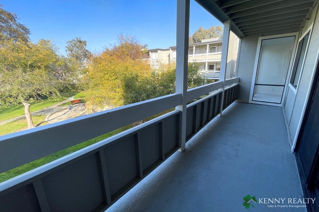 Building Photo - Remodeled 3BR Condo with Large Deck, Park Views & Resort-Style Amenities in Foster City