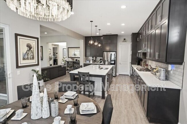 Building Photo - 25102 Aspen Falls Dr