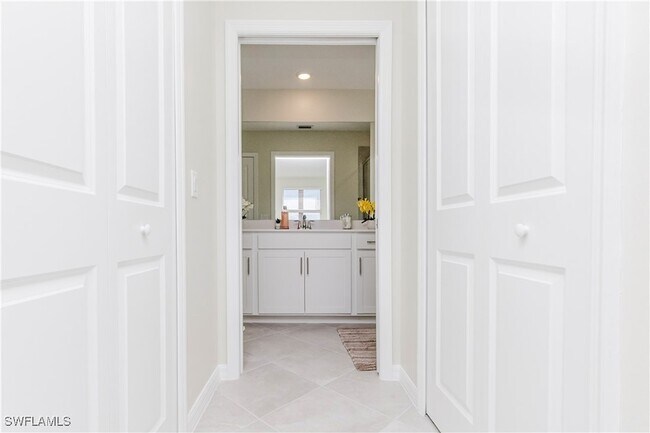 Building Photo - 5583 Double Eagle Cir