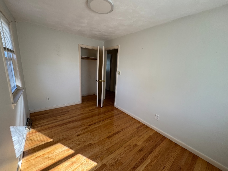 Building Photo - 21 High St