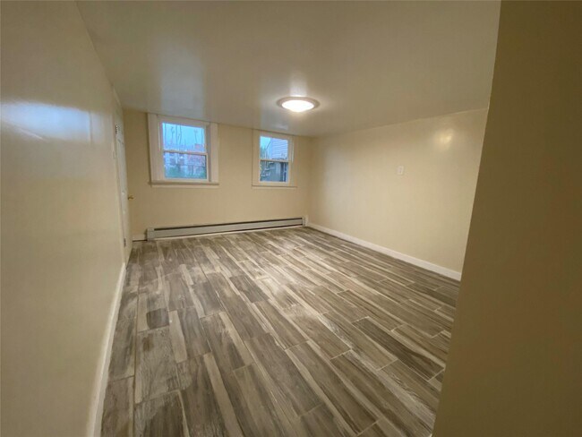 Building Photo - 65 Palisade Ave