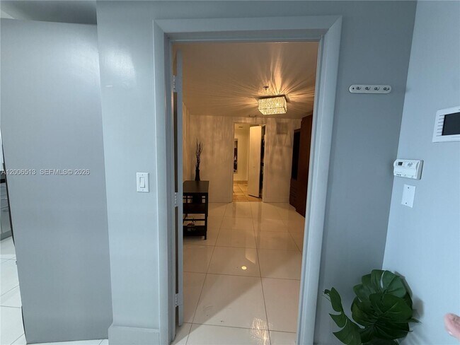 Building Photo - 18201 Collins Ave
