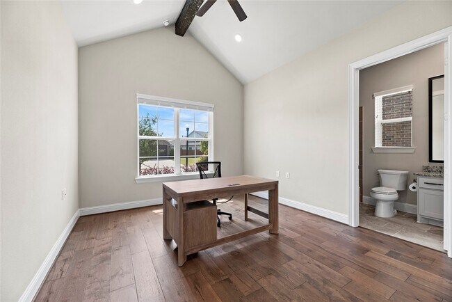 Building Photo - 10823 Painted Crescent Ct
