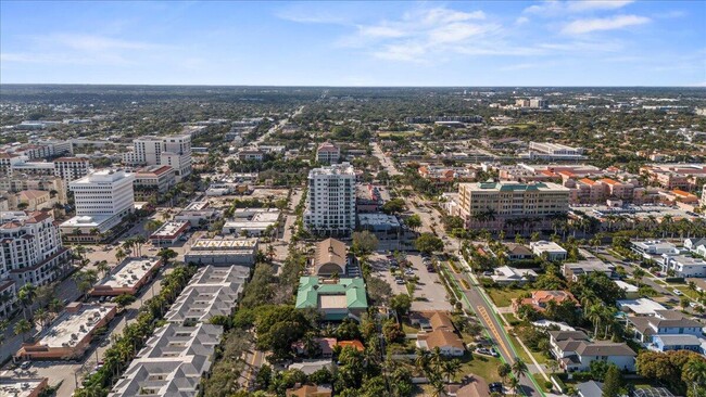 Building Photo - 155 E Boca Raton Rd