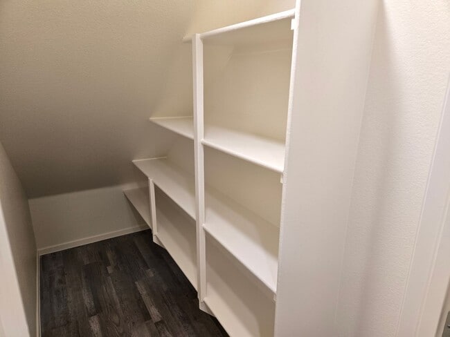 Building Photo - Kalea Trails Gated Cosmos Garden