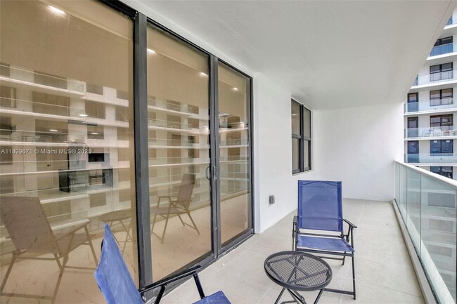 Building Photo - 9801 Collins Ave