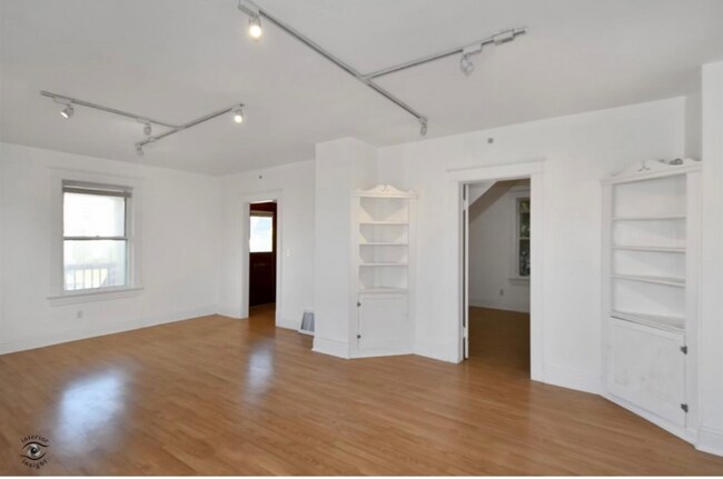 Building Photo - 2107 183rd St