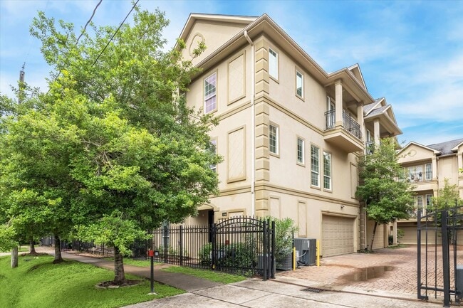 Building Photo - 1316 Birdsall St