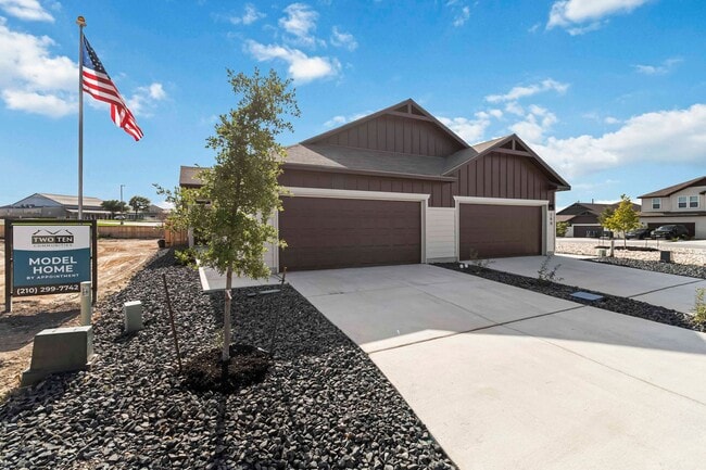 Building Photo - Brand New Amanda Park Townhome | 3 Bed, Private Yard & Modern Finishes