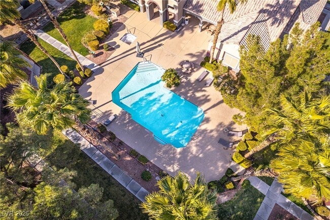 Building Photo - 5055 W Hacienda Ave