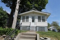 Building Photo - Lovely South Omaha Home. Available Soon!  Appliances Included