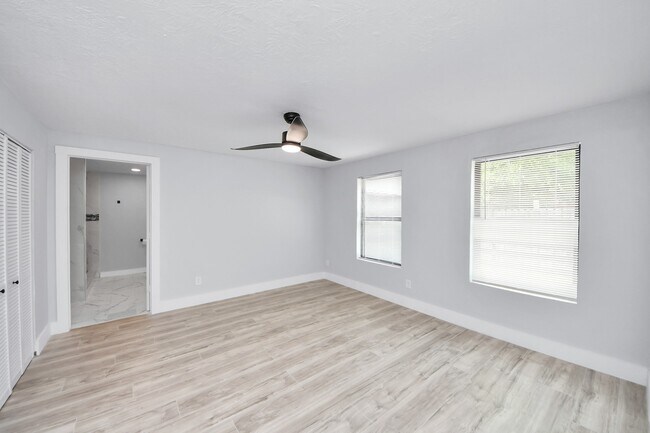 Building Photo - 503 Schilling Ave