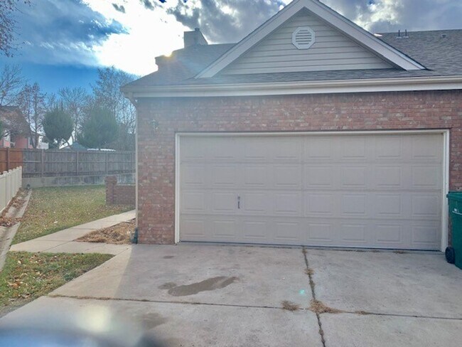 Building Photo - 1025 49th Ave Ct