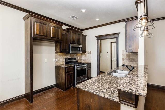Building Photo - 7708 SW Franks Ct