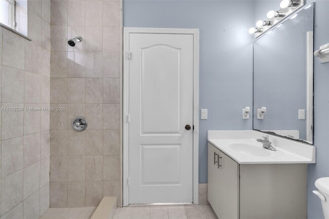 Building Photo - 8920 NW 180th Terrace