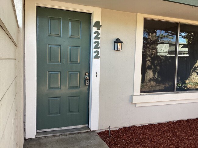 Building Photo - 4222 Topsail Ct